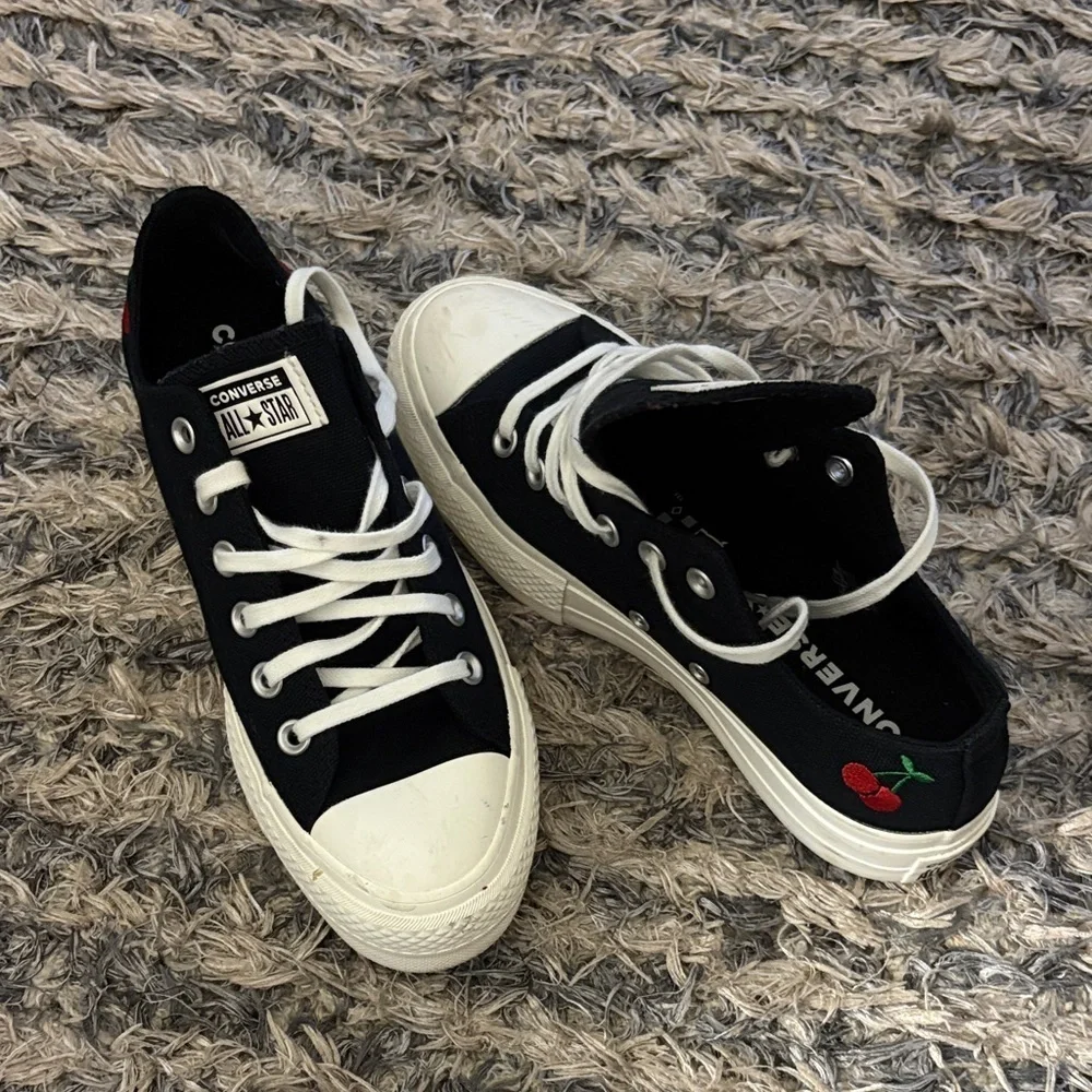 Converse timeless sneakers